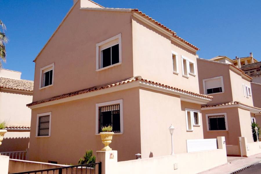 Resale - Villa/Detached house - Guardamar del Segura - Playa Moncayo