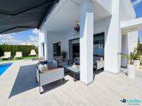 Segunda Mano - Villa/Chalet - Ciudad Quesada - Benijofar