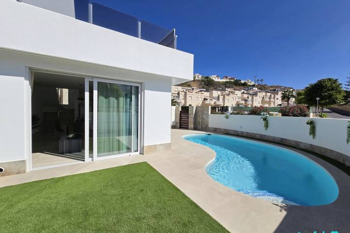 Вилла/Дом - Новостройка - Сьюдад Кесада - Рохалес